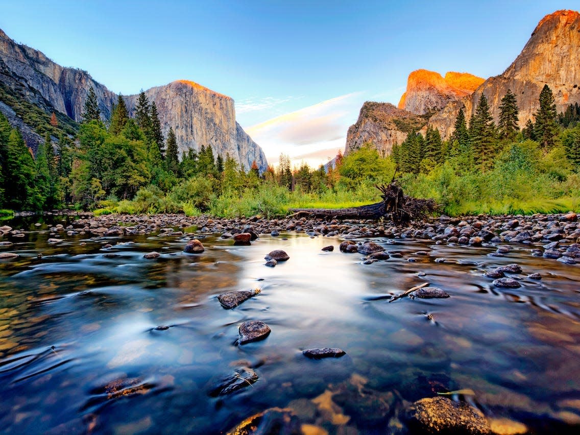 Yosemite National Park is in California.