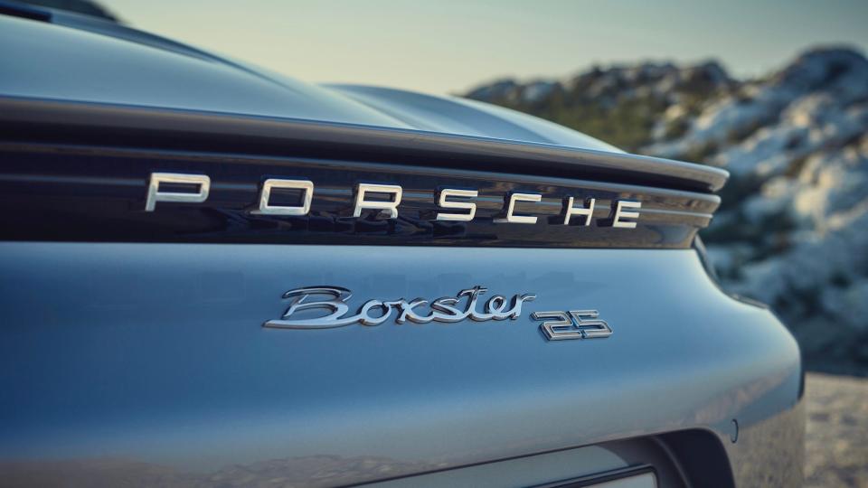 2021 Porsche Boxster 25 years.13