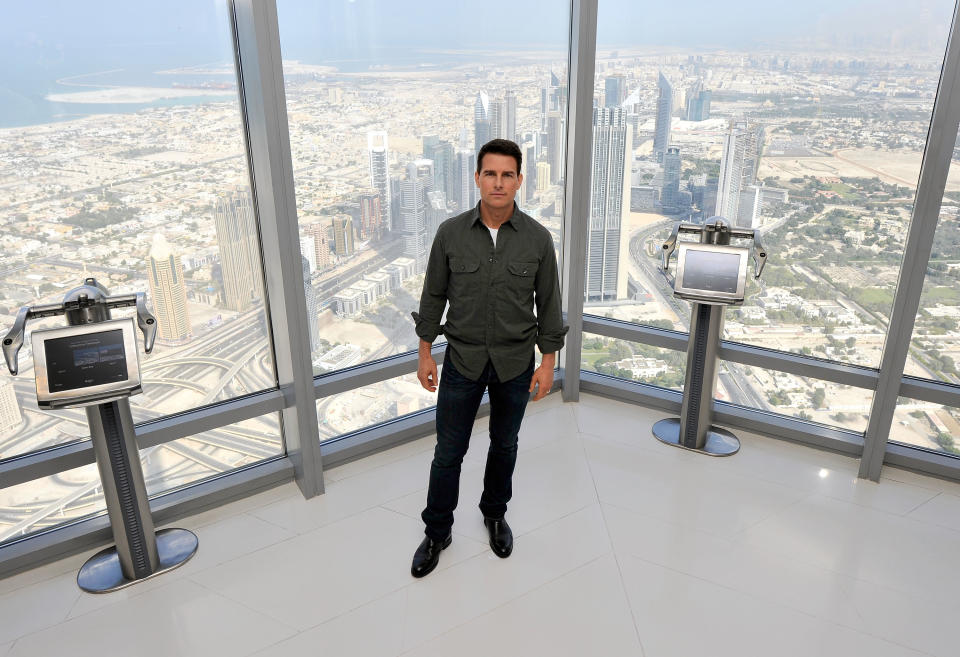 DUBAI, UNITED ARAB EMIRATES - DECEMBER 07:  Actor Tom Cruise attends a photocall ahead of the 