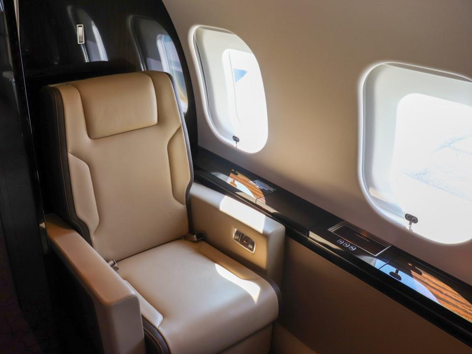 Bombardier Global 6500 private jet