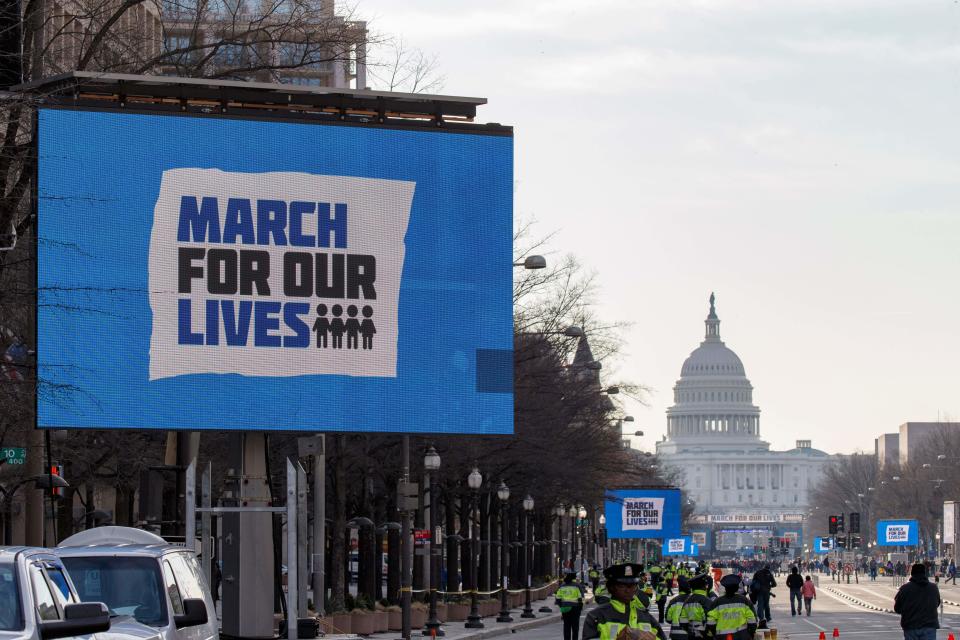 <p>People arrive early for the March For Our Lives rally against gun violence in Washington, D.C. (Photo: Alex Edelman/AFP/Getty Images) </p>