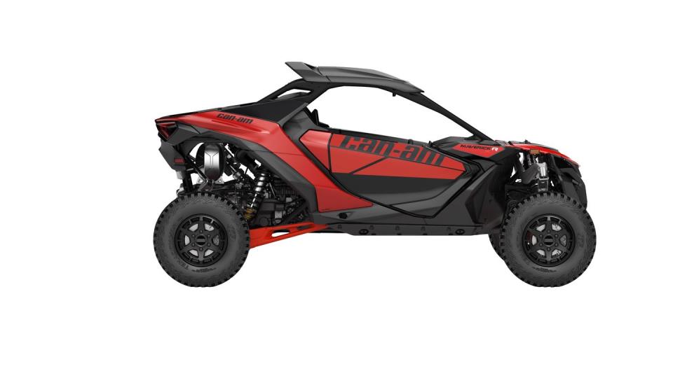 canam maverick r launch photos