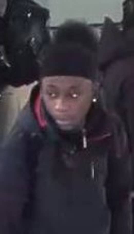 The Met want to identify these people (BTP)