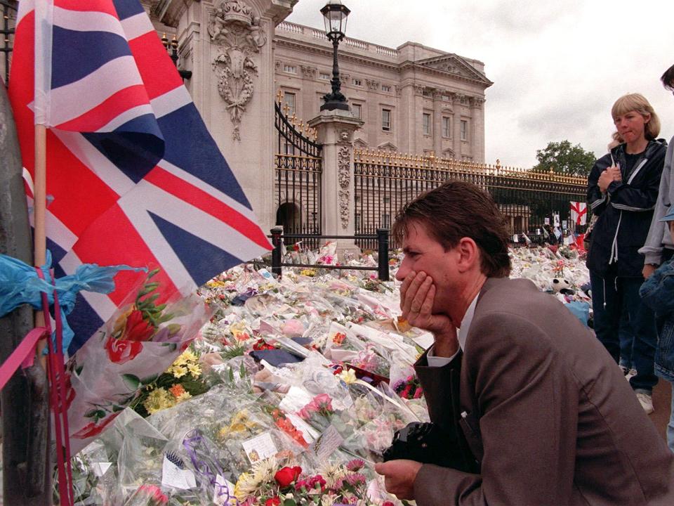 Princess Diana mourning