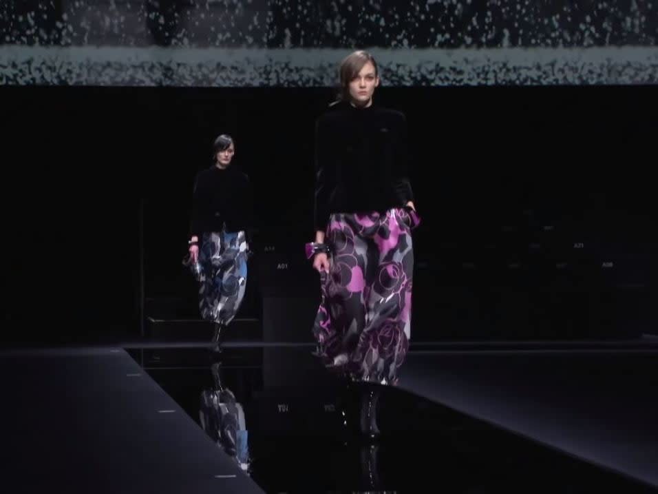 Giorgio Armani Women's Fall Winter 2020-2021 Fashion Show (23 February 2020): YouTube/Armani