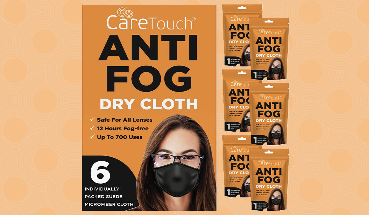 These reusable cloths promise to keep you fog-free for over 12 hours. (Photo: Amazon)