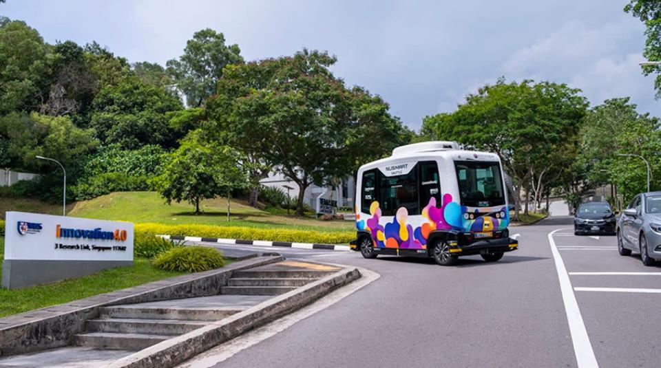 The NUSmart Shuttle, a driverless shuttle bus service, is set to go on trial at the NUS campus from 25 May 2019. (PHOTO: National University of Singapore)