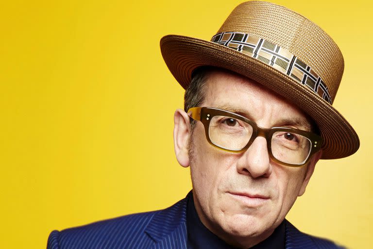 Elvis Costello canceló su gira tras revelar que tuvo que operarse de un tumor