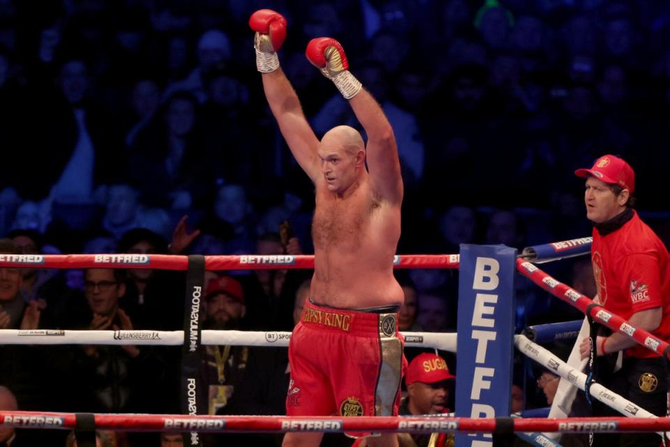 FURY-CHISORA (AP)