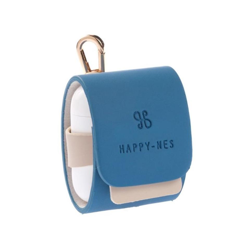 <p><a href="https://go.redirectingat.com?id=74968X1596630&url=https%3A%2F%2Fwww.wolfandbadger.com%2Fus%2Fhatteras-airpods-case%2F&sref=https%3A%2F%2Fwww.elle.com%2Ffashion%2Fshopping%2Fg46525028%2Fbest-valentines-day-gifts-for-boyfriend%2F" rel="nofollow noopener" target="_blank" data-ylk="slk:Shop Now;elm:context_link;itc:0;sec:content-canvas" class="link ">Shop Now</a></p><p>Hatteras Airpods Case</p><p>wolfandbadger.com</p><p>$37.00</p><span class="copyright">Wolf & Badger</span>