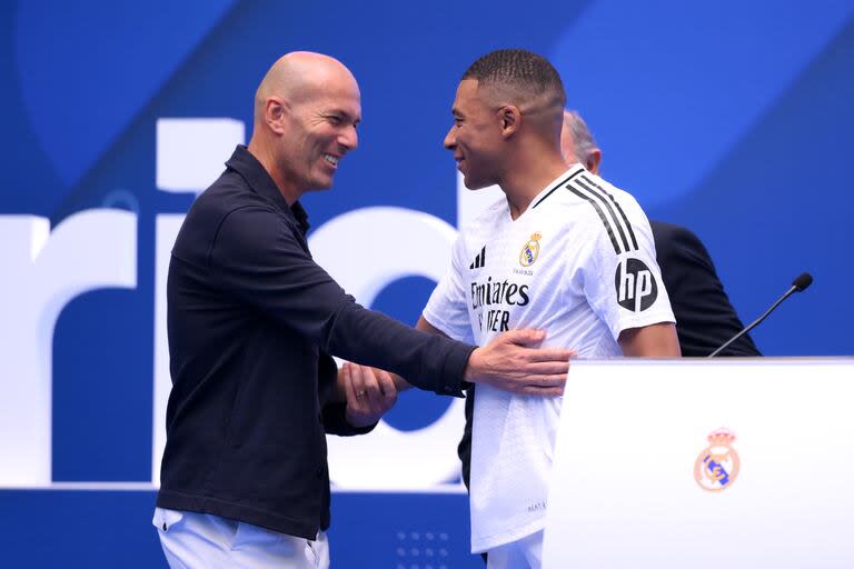 Mbappé ya es jugador de Real Madrid: la presentación oficial