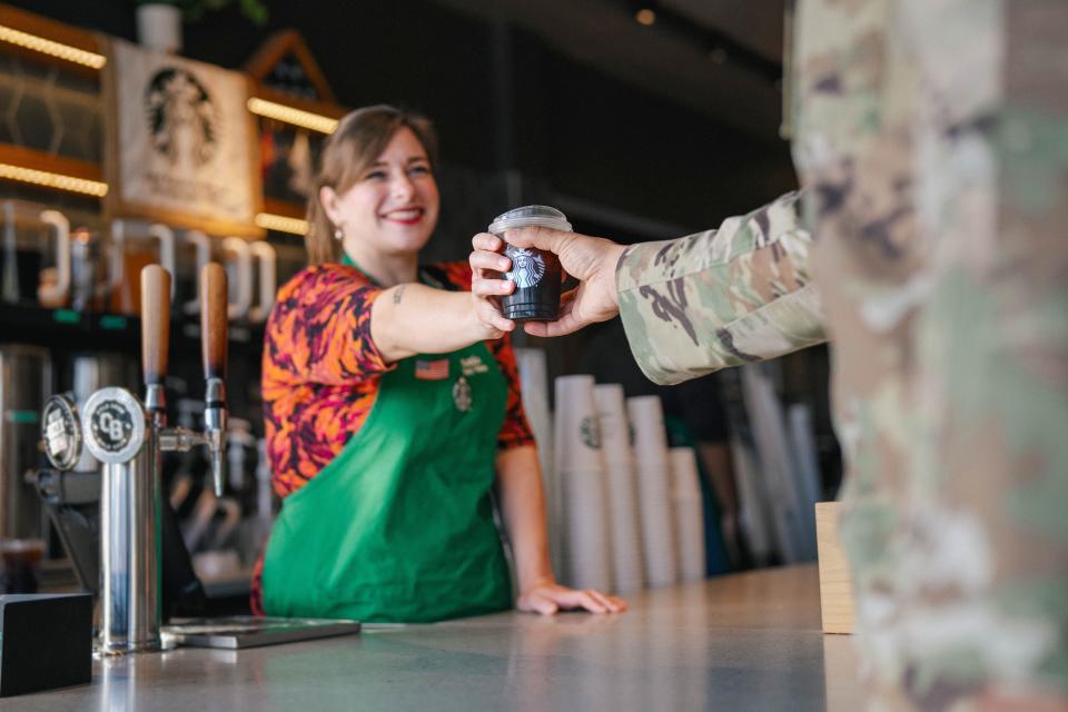 Starbucks is giving free coffee to veterans.