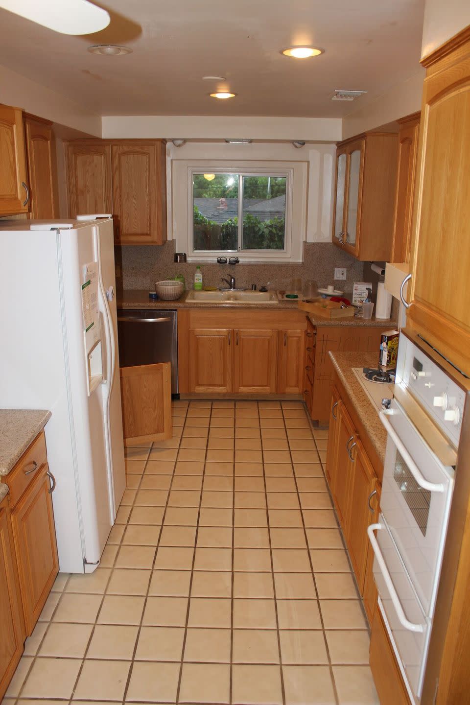 14 Times White Kitchen Cabinets Transformed A Space