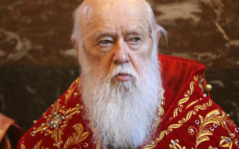 Patriarch Filaret, head of the Ukrainian Orthodox Church of the Kiev Patriarchate, conducts a service at the Volodymysky Cathedral in Kiev, Ukraine, Thursday, Oct. 11, 2018. The Istanbul-based Ecumenical Patriarchate says it will move forward with its decision to grant Ukrainian clerics independence from the Russian Orthodox Church. (AP Photo/Efrem Lukatsky)