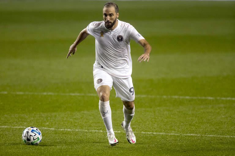 Gonzalo Higuaín juega en Inter Miami desde que dejó Europa y la selección argentina; a los 34 años, se abrió a varios temas duros y espinosos en una charla por televisión.