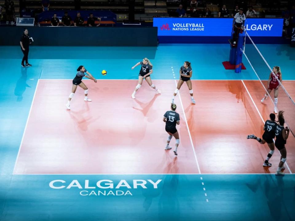 Canada's women's volleyball team lost to Serbia 3-1 (25-20, 25-14, 20-25, 25-22) on Friday in Volleyball Nations League action in Calgary. (volleyballworld.com - image credit)