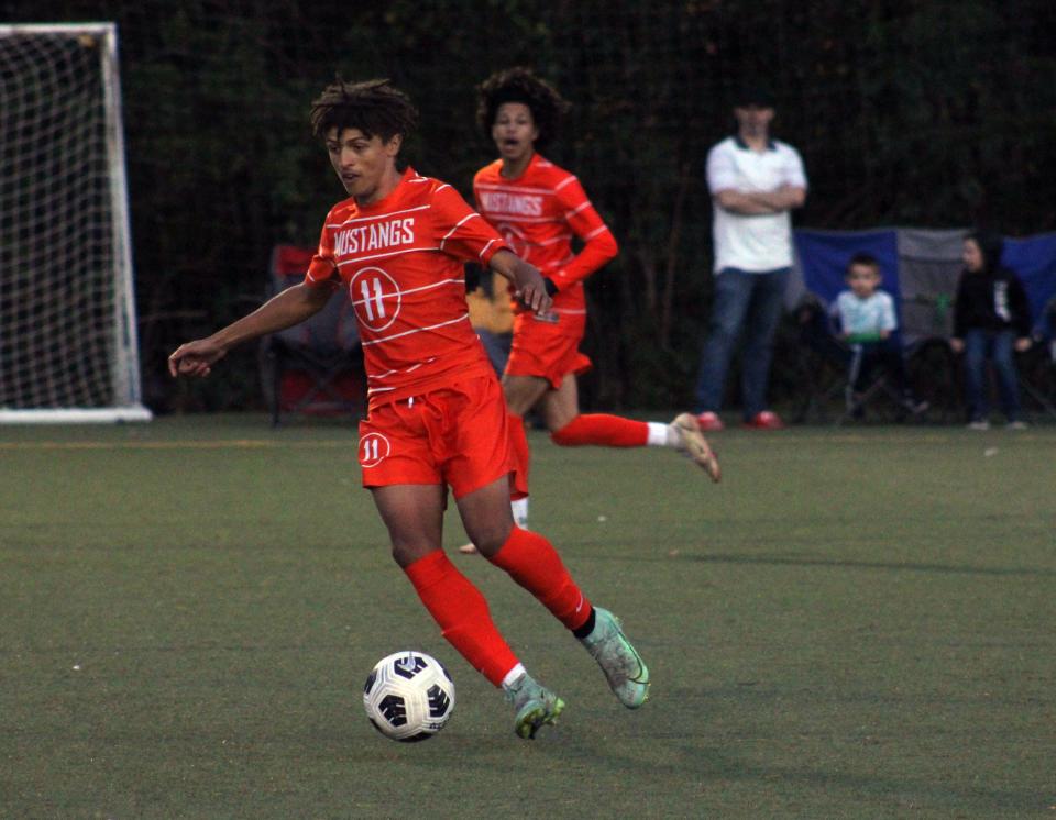 Mandarin striker Antonio Mancinotti (11) dribbles during a Gateway Conference high school boys soccer semifinal against Wolfson on January 12, 2022. [Clayton Freeman/Florida Times-Union]