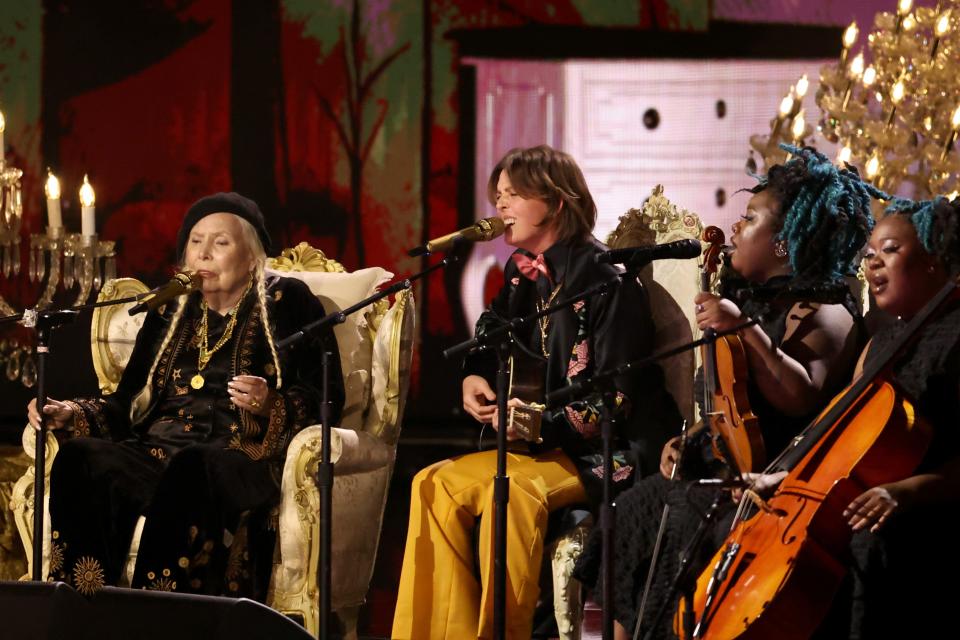 (L-R) Joni Mitchell, Brandi Carlile, Chauntee Ross and Monique Ross perform onstage during the 66th GRAMMY Awards at Crypto.com Arena on February 04, 2024 in Los Angeles, California.