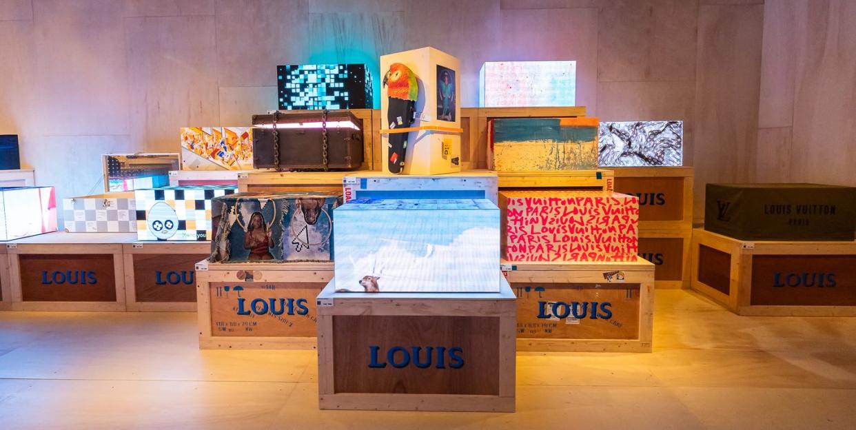 louis vuitton 200 trunks, 200 designers