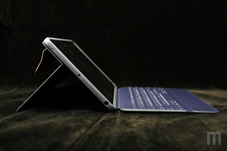 ▲針對iPad推出Rugged Combo 3 iPad鍵盤保護殼，背後立架可對應豐富角度使用需求