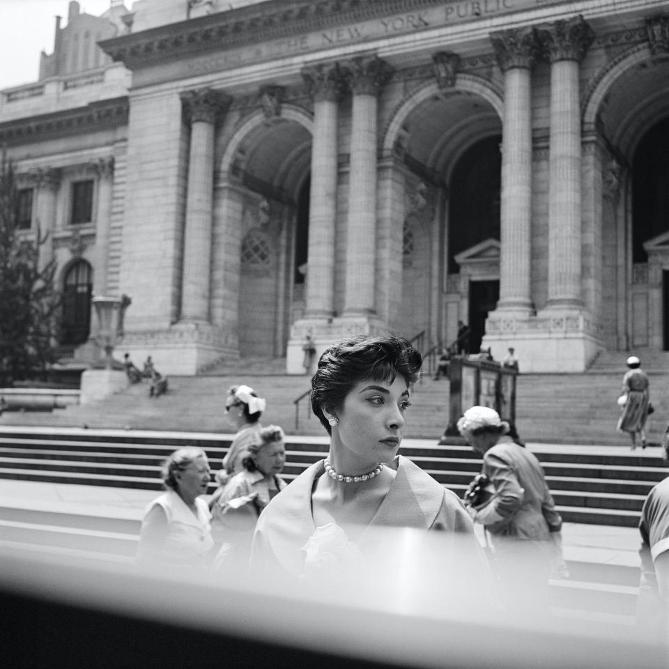 Vivian Maier, “New York Public Library, New York,” circa 1954 - Credit: Courtesy of © Estate of Vivian Maier, Courtesy of Maloof Collection and Howard Greenberg Gallery, NY