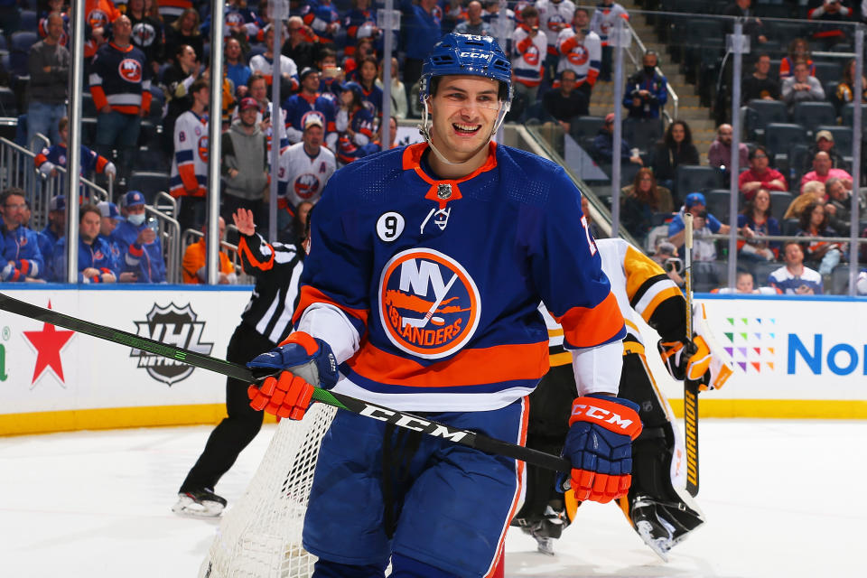 ELMONT, NEW YORK - APRIL 12: Mathew Barzal #13 of the New York Islanders in action against the Pittsburgh Penguins at UBS Arena on April 12, 2022 in Elmont, New York.  The New York Islanders defeated the Pittsburgh Penguins 5-4.  (Photo by Mike Stobe/NHLI via Getty Images)