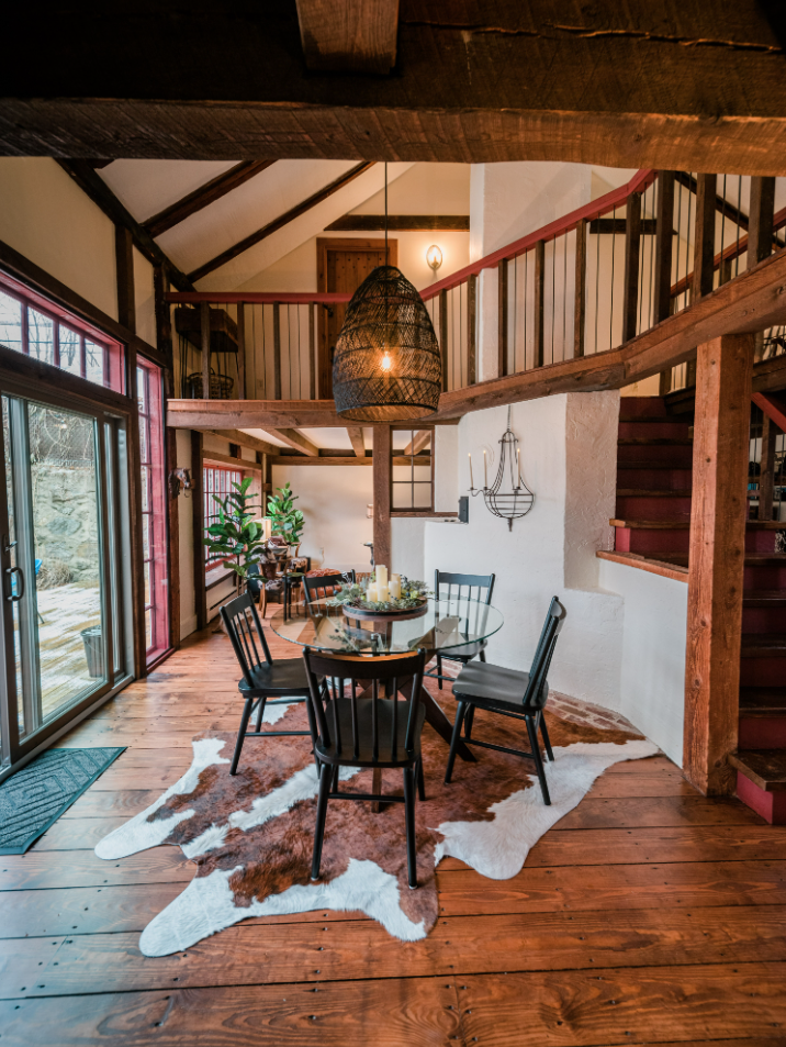 renovated barn airbnb in connecticut dining room