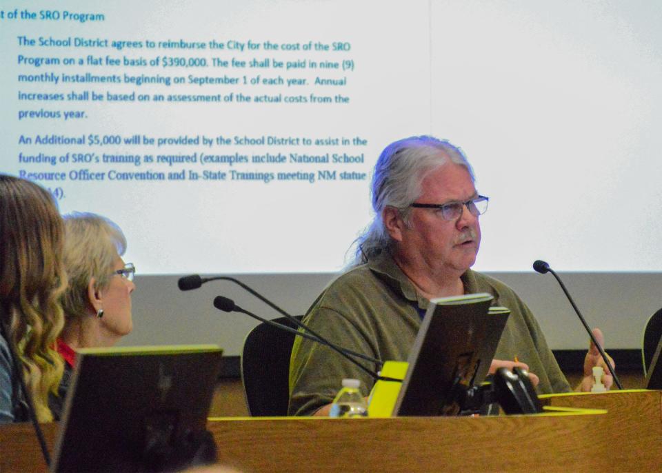 LCPS Board of Education Secretary Robert Wofford gives his comments on school resource officers during a Sept. 19, 2023, school board meeting.