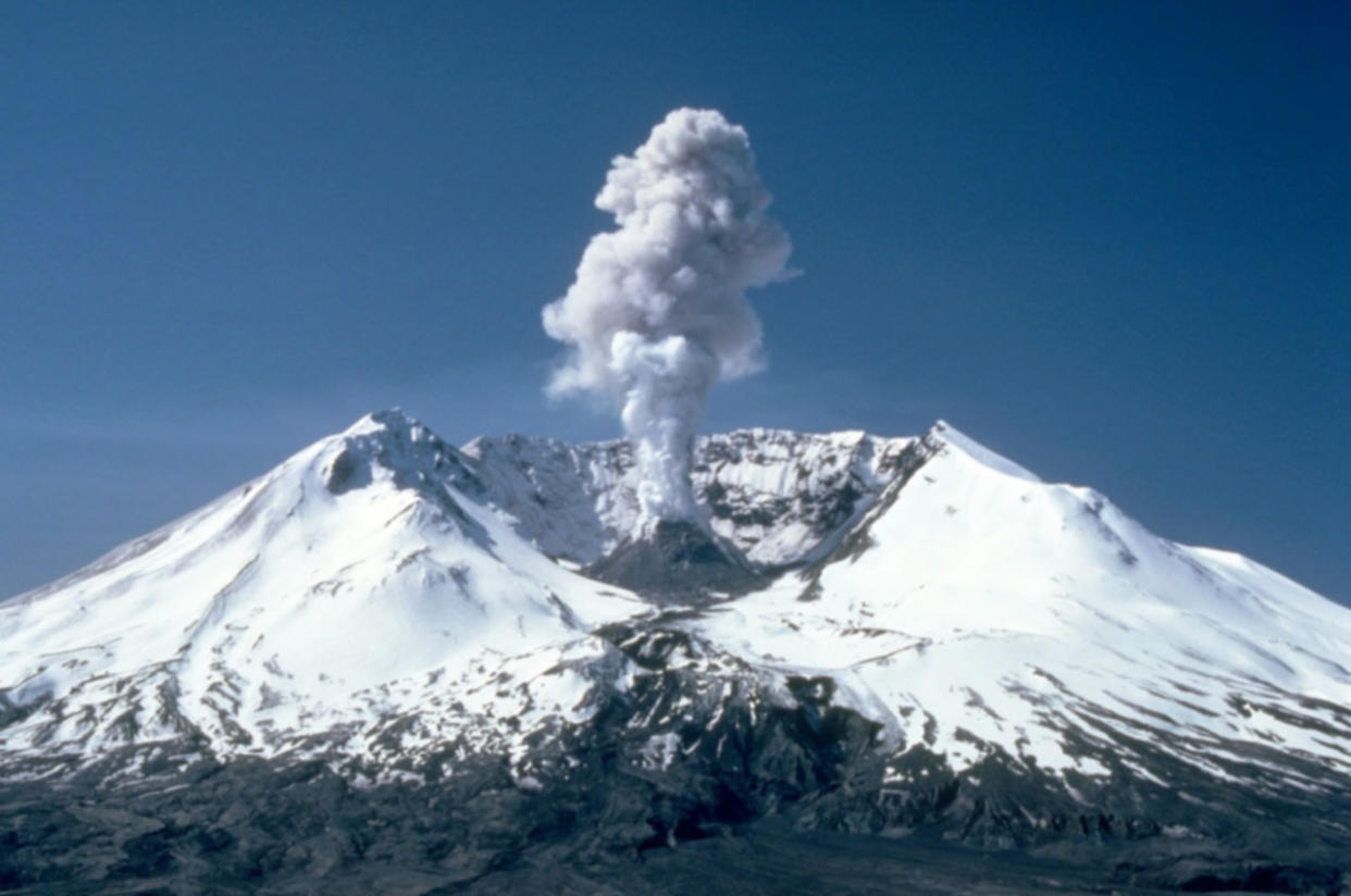 Mount St. Helens eruption caused the worst landslide in world history