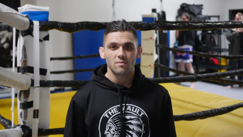 Newfoundland UFC fighter Gavin Tucker holding training workshops in St. John's