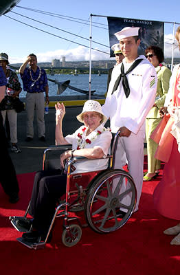 Pearl Harbor nurse Rosela Asbel aboard The USS John C. Stennis at the Honolulu, Hawaii premiere of Touchstone Pictures' Pearl Harbor