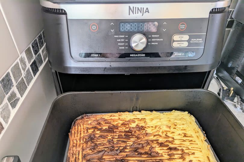 The larger dish fits perfectly inside my Ninja Foodie FlexDrawer Dual Air Fryer