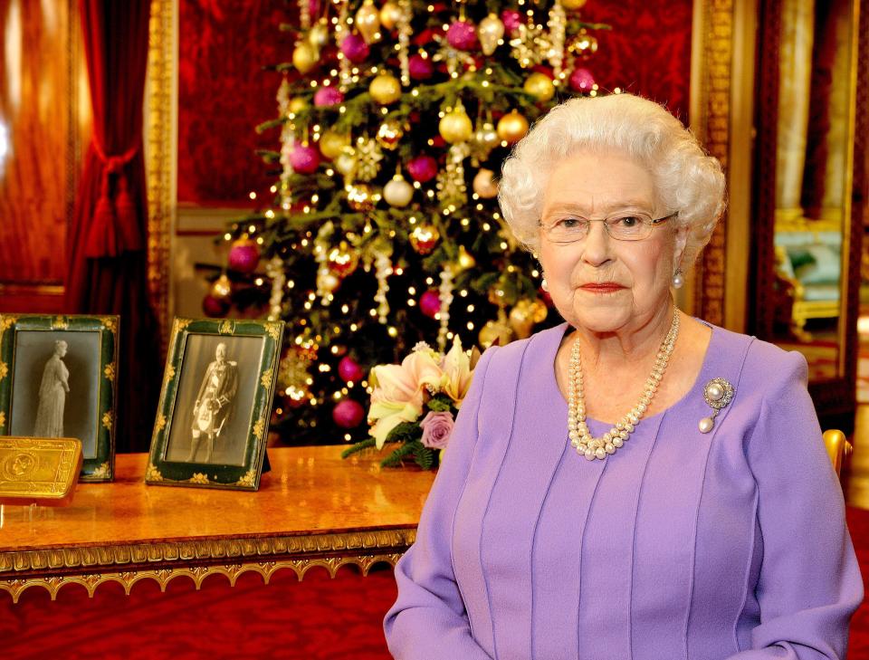 File photo dated 25/12/2014 of Queen Elizabeth II standing in the State Dining Room of Buckingham Palace, London, after recording her Christmas Day television broadcast to the Commonwealth. Issue date: Thursday September 8, 2022.