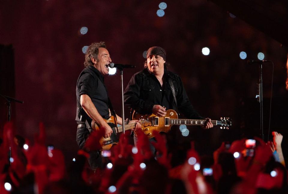 best super bowl performance bruce springsteen e street band