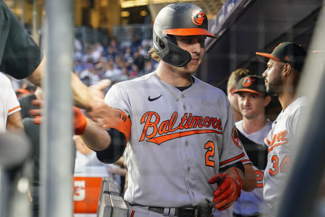 Henderson's 2 homers, 4 hits, 5 RBIs lead Orioles to 14-1 rout of