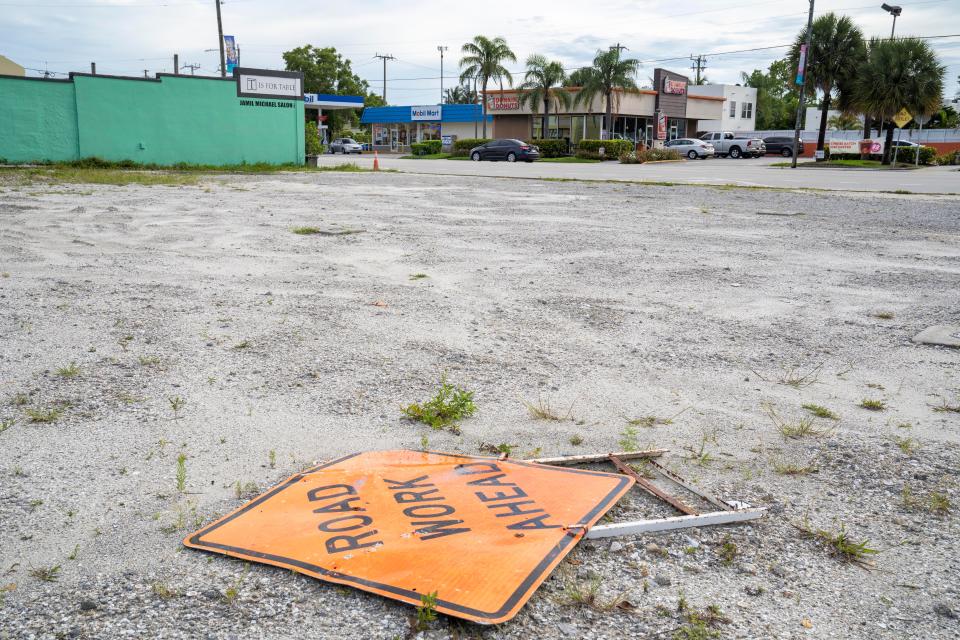 The land on the corner of Edgewood Road and South Dixie Highway was formerly the antique car service station Chappy's Imports in West Palm Beach, Florida on June 9, 2022. 