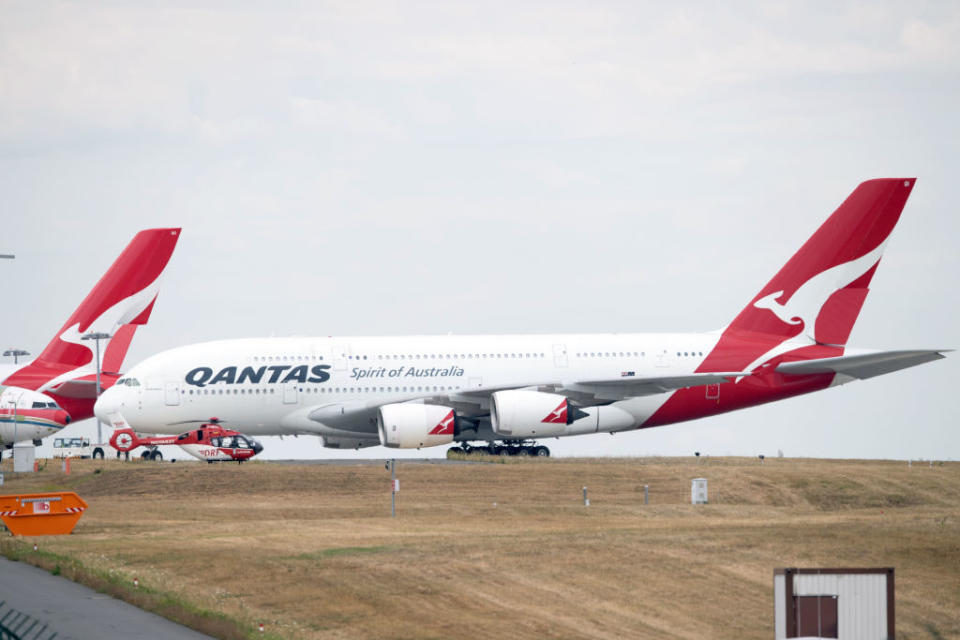 qantas plane