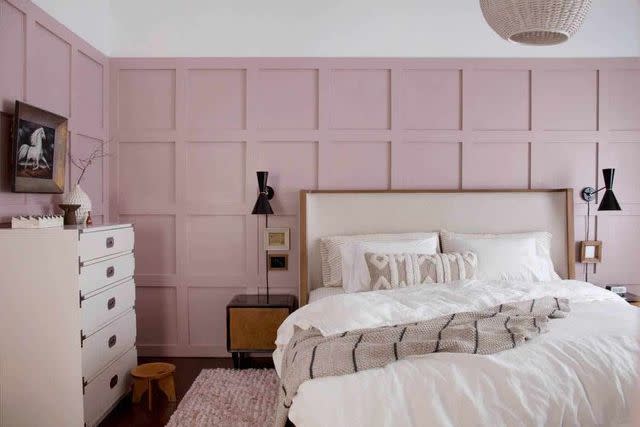 <p>Design by <a href="https://abeautifulmess.com/board-and-batten-bedroom-makeover-with-arhaus/" data-component="link" data-source="inlineLink" data-type="externalLink" data-ordinal="1">A Beautiful Mess</a></p>