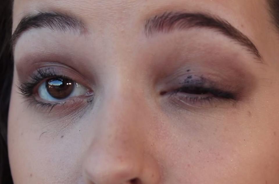 THE FAIL: Eyeliner Curling Trick