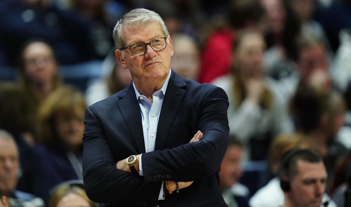 Geno Auriemma signs 5-year extension to continue run as UConn women’s basketball coach