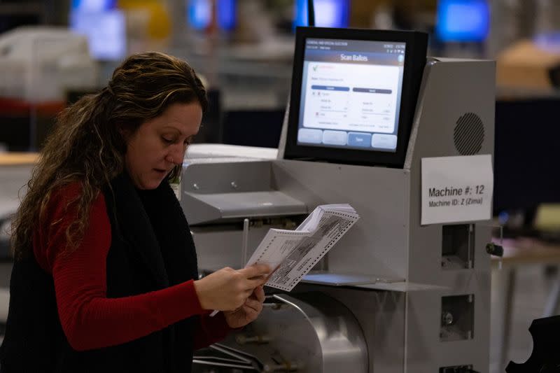 2022 U.S. midterm election ballot counting in Philadelphia