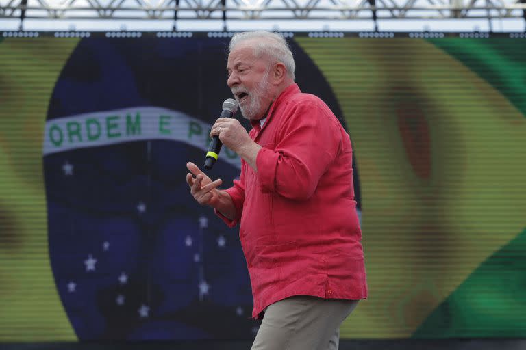 Luiz Inacio Lula da Silva, en un acto de campaña en San Pablo. (Photo by CAIO GUATELLI / AFP)