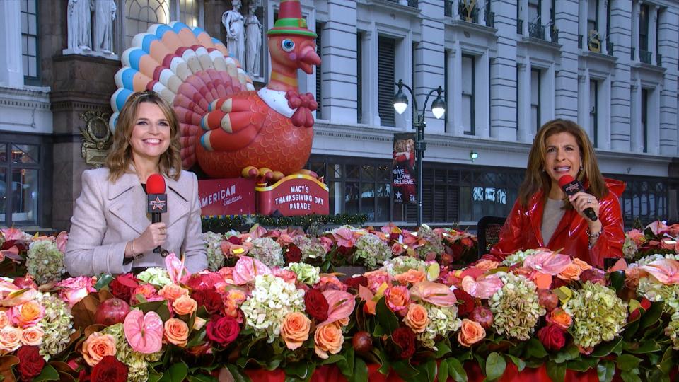 Savannah Guthrie and Hoda Kotb at the 2020 Macy's Thanksgiving Day Parade.