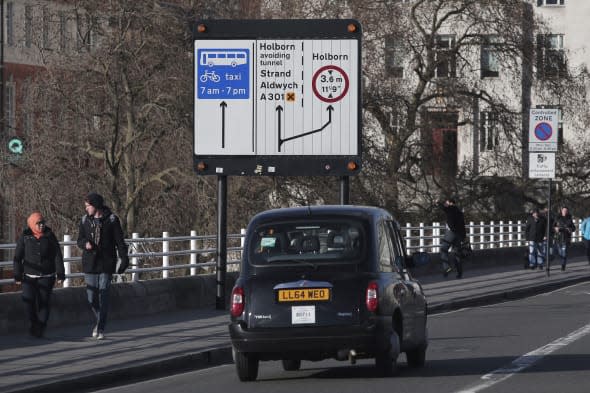 Britain Taxi Feud