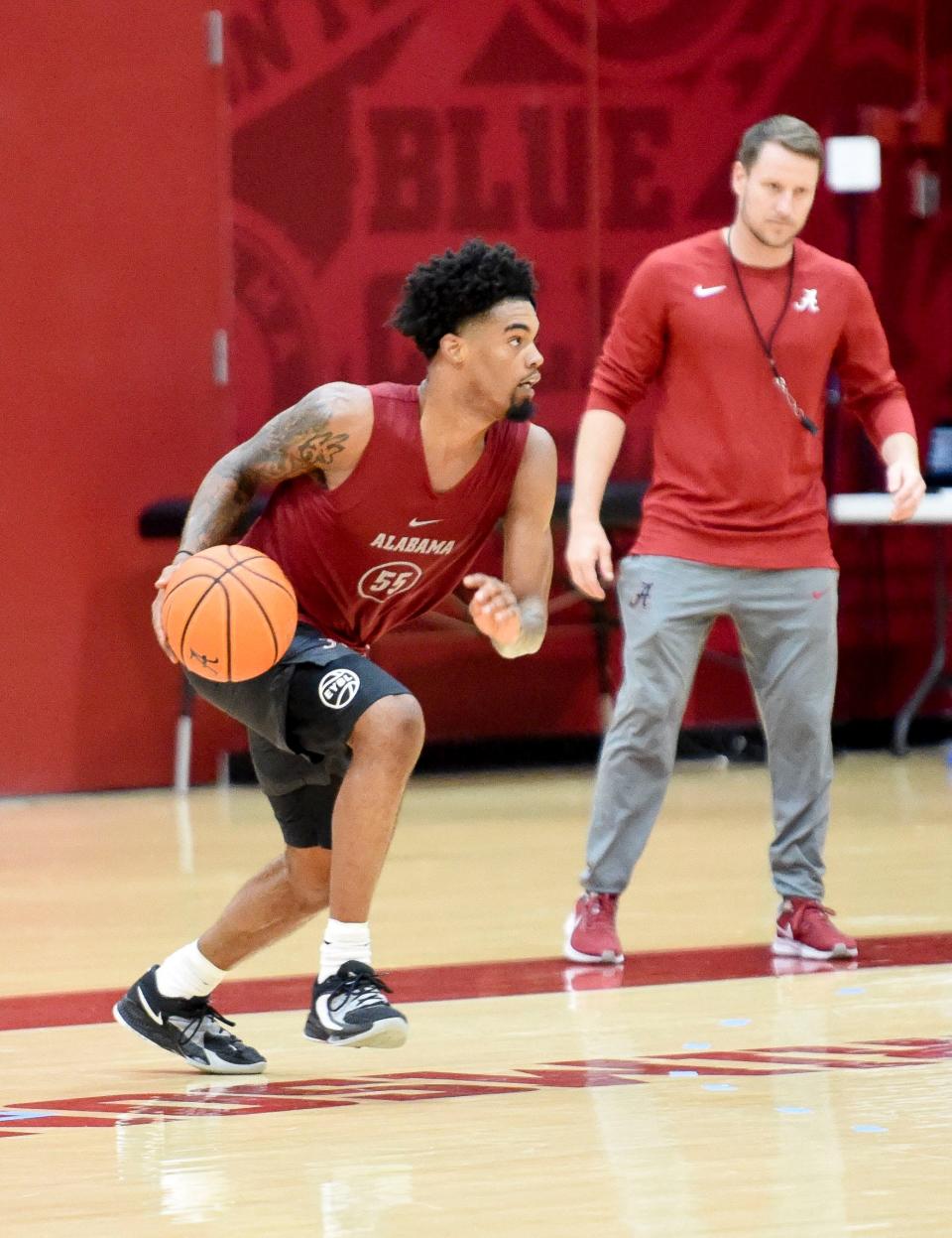 Alabama guard Aaron Estrada moves with the ball during practice for the Crimson Tide Men’s Basketball team Monday, Sept. 25, 2023.