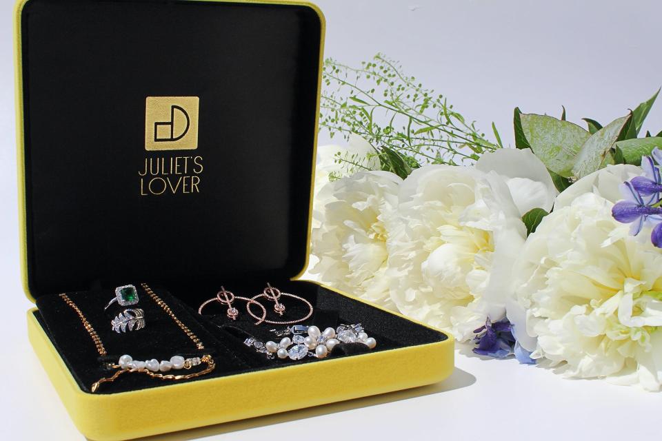 Jewellery 'Guess' Box by Juliet's Lover