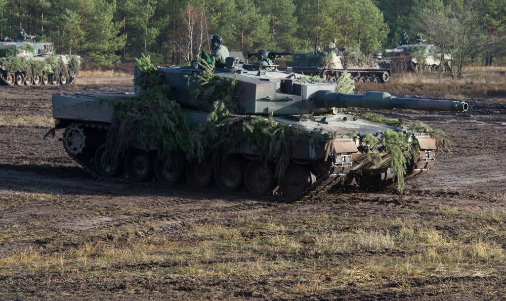 poles and germans train combat shooting