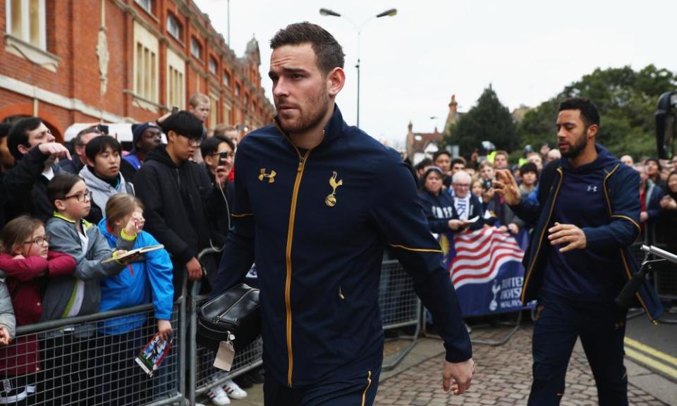 Vincent Janssen and Mousa Dembélé of Tottenham Hotspur arrive for the FA Cup tie at Fulham.