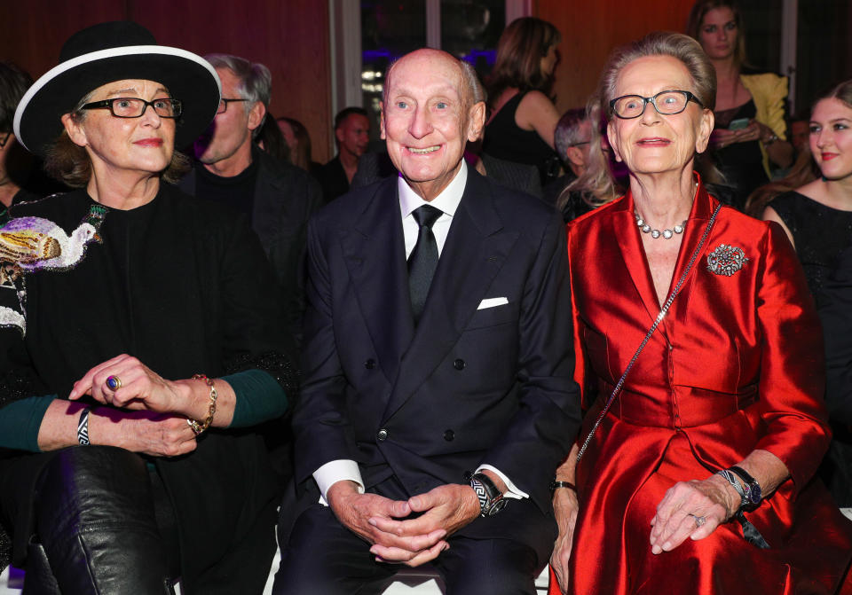 Alda Balestra von Stauffenberg, Albert Eickhoff und Brigitte Eickhoff, 2018 in Berlin (Bild: Getty).