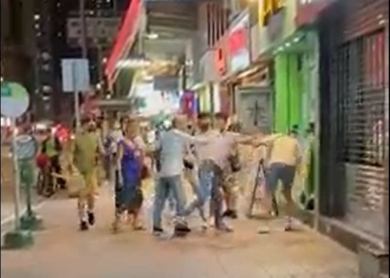 大埔街頭爆發混戰。
